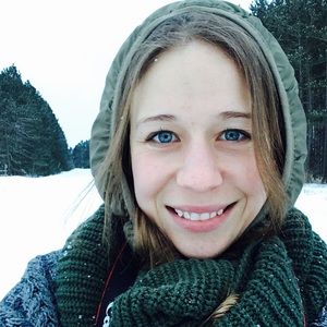 Meet your Posher, Alaina